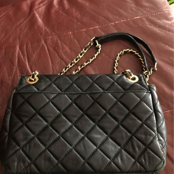 Micheal Kors black quilted purse - Picture 7 of 9